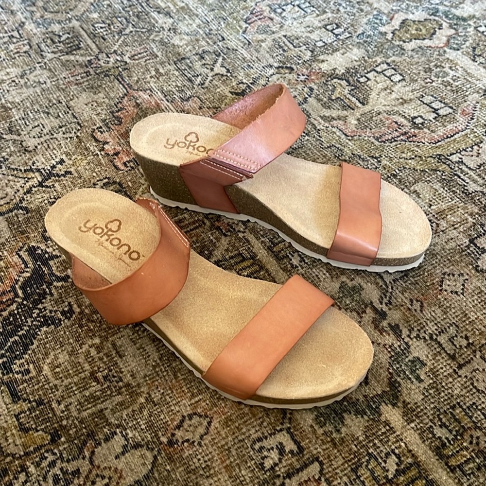 Yokono Women's Tan Leather Wedge Slide Sandals